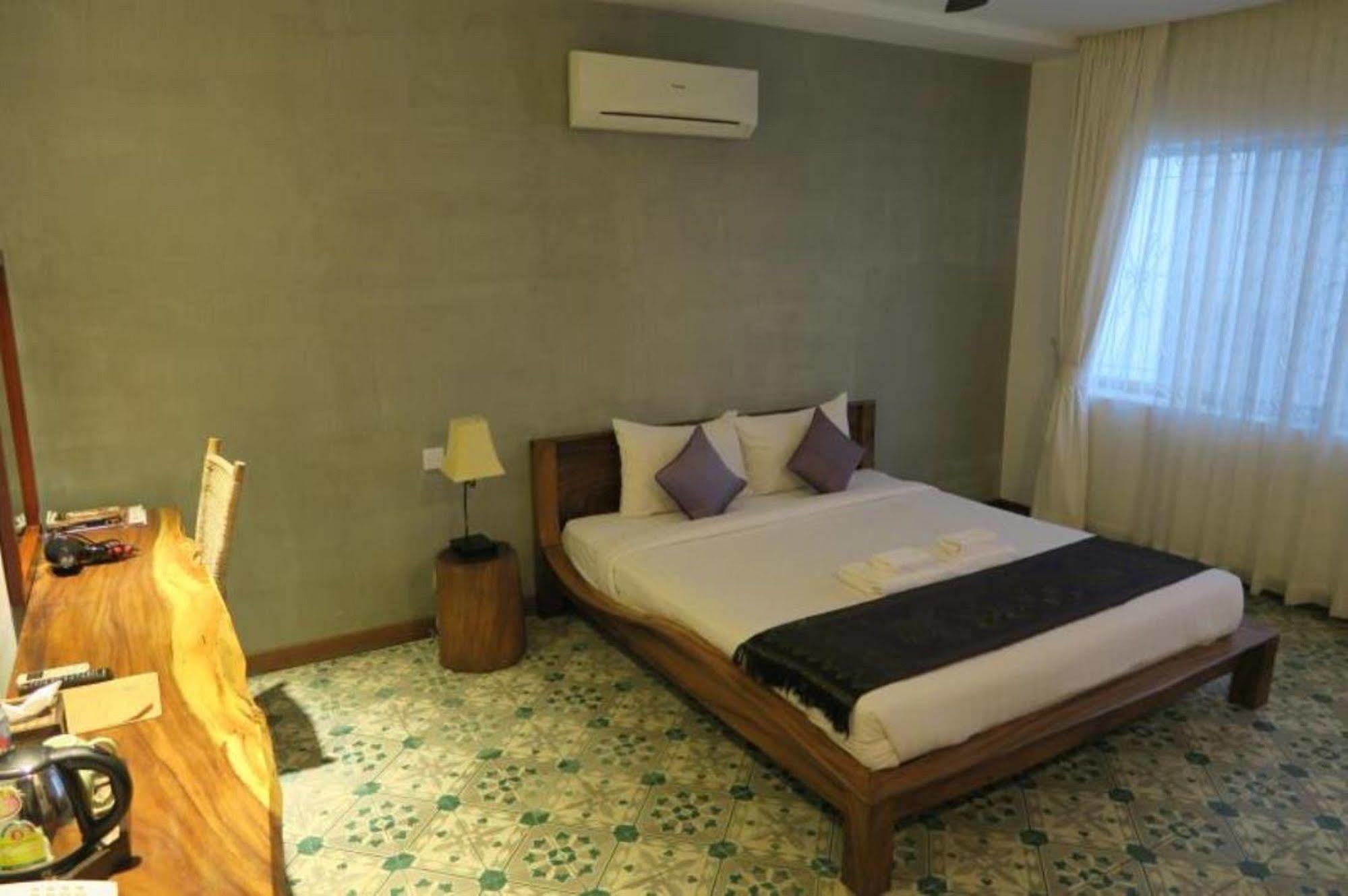 Tranquil Villa Phnom Penh Ngoại thất bức ảnh